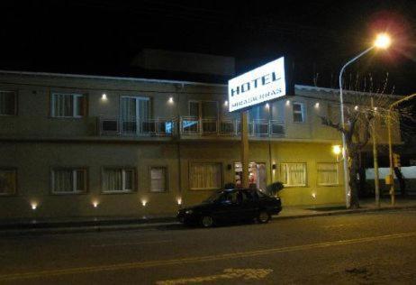 Hotel Mirasierras 탄딜 외부 사진